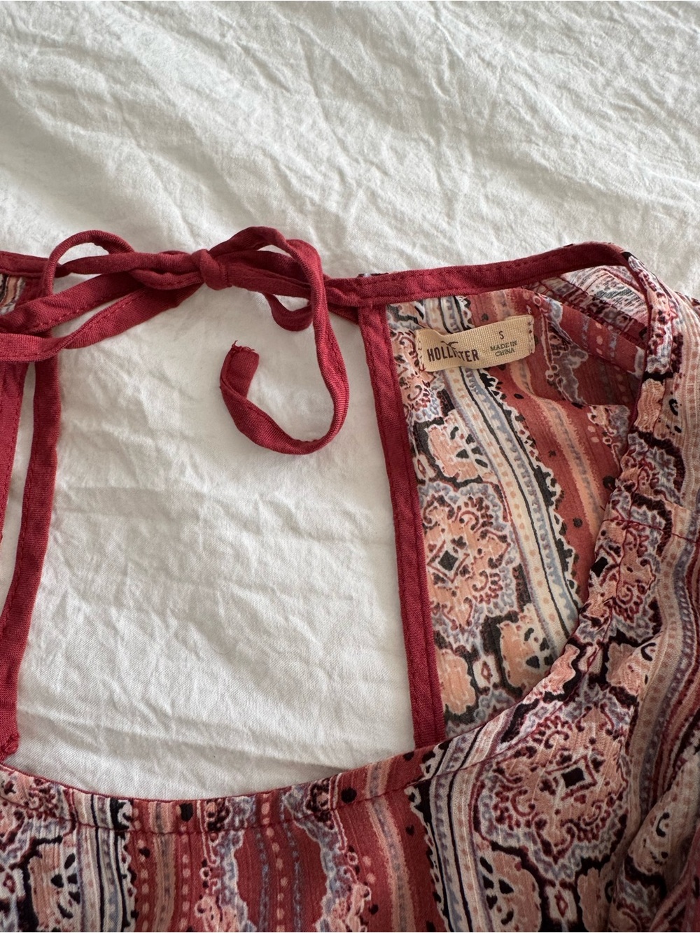 Hollister Boho Floral Print Scoop Neck Mini Dress in Dusty Rose - Picture 10 of 14
